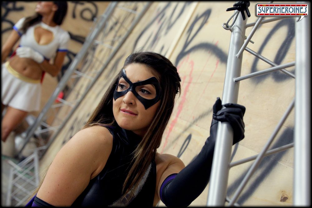 HK | Shadowgirl vs Firestar 1 Photo Set sample 5