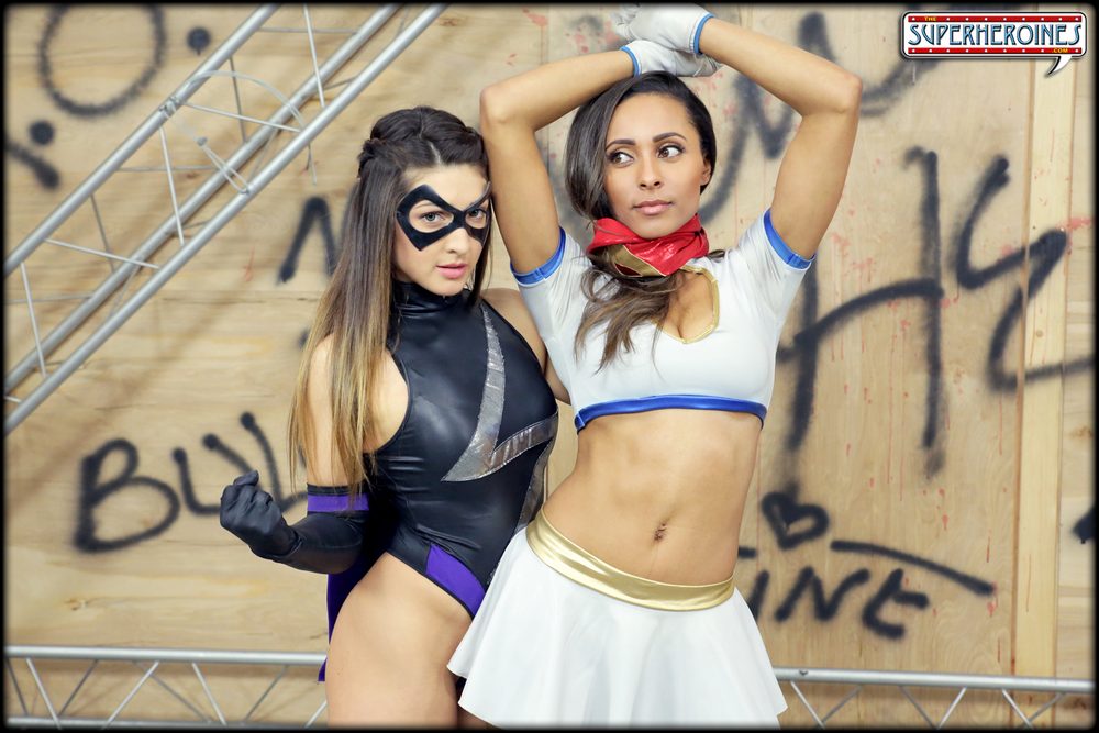 HK | Shadowgirl vs Firestar 1 Photo Set sample 1