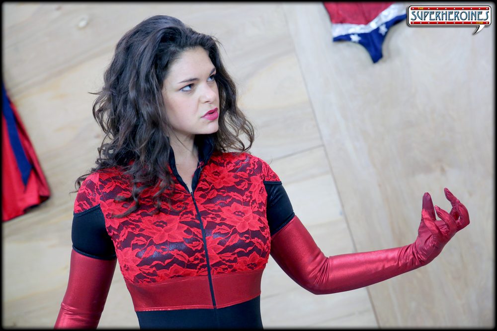 HK | Shadowgirl vs Pyra 1 Photo Set sample 3