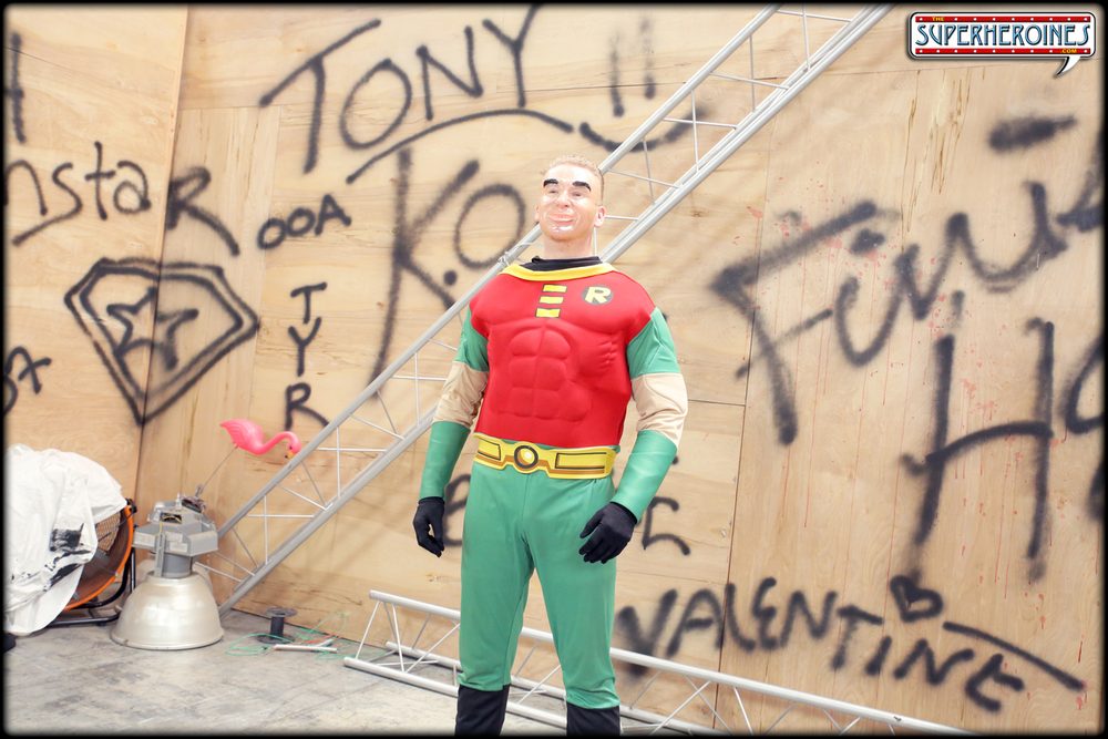 HK | Twistee's Goon vs Firestar 1 Photo Set sample 1
