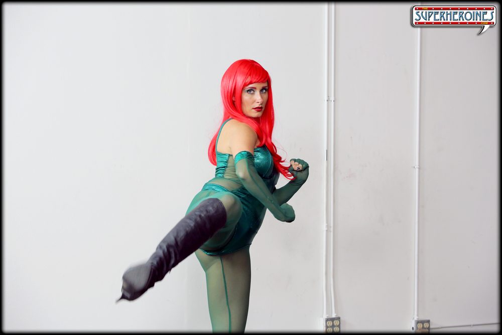 SVE | 18. Turning the Tables Photo Set sample 2